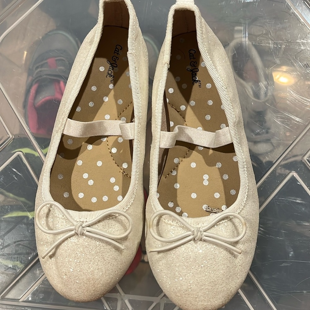 Girls cat and jack white sparkle flats